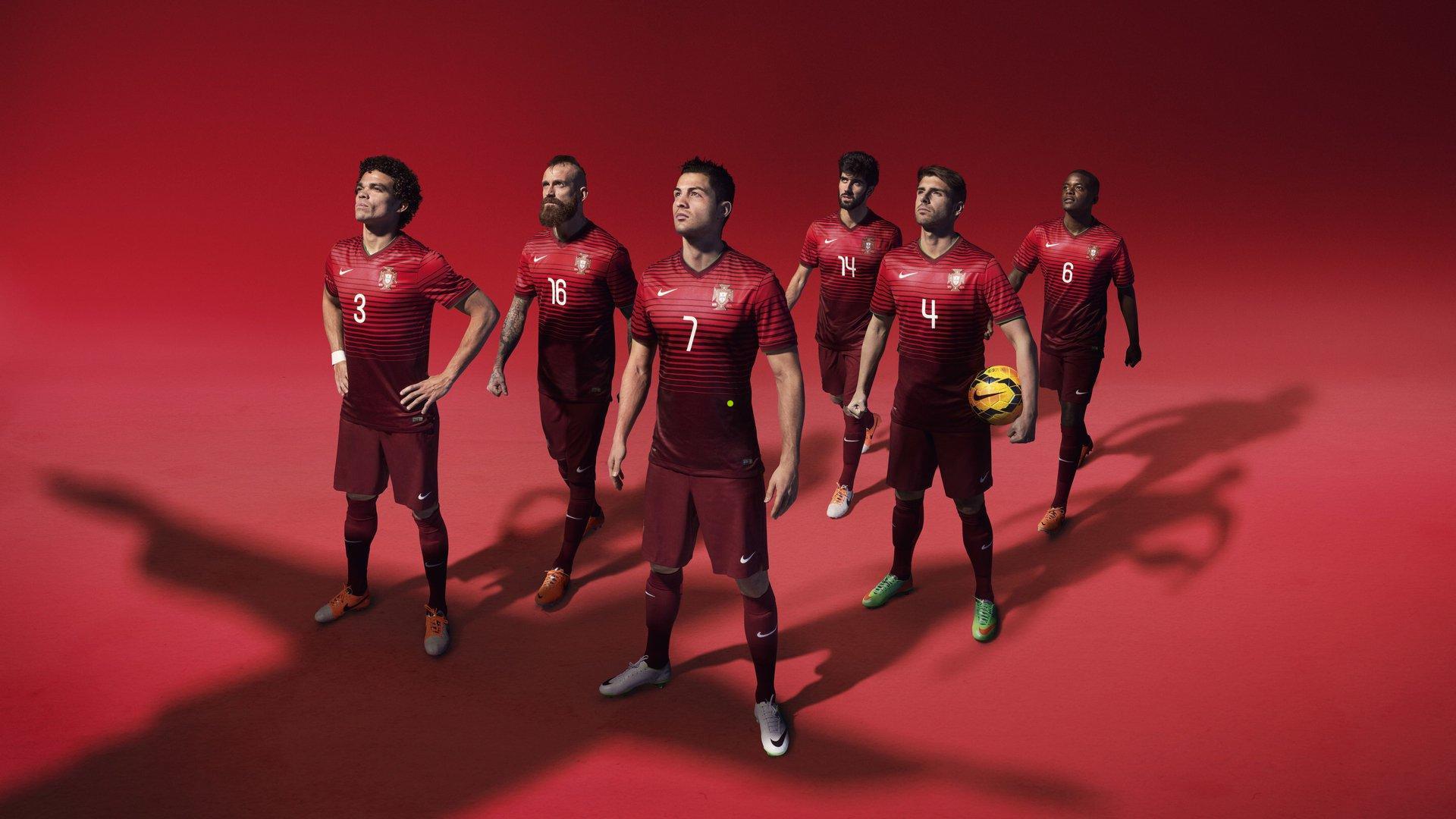 热苏斯争议手球被吹，央视解说力证球打胸口引技术判罚大讨论